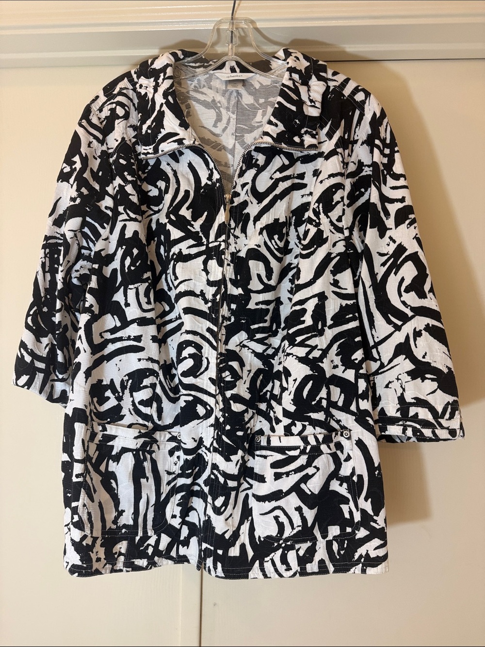 CJ Banks Black and White Abstract Print Jacket